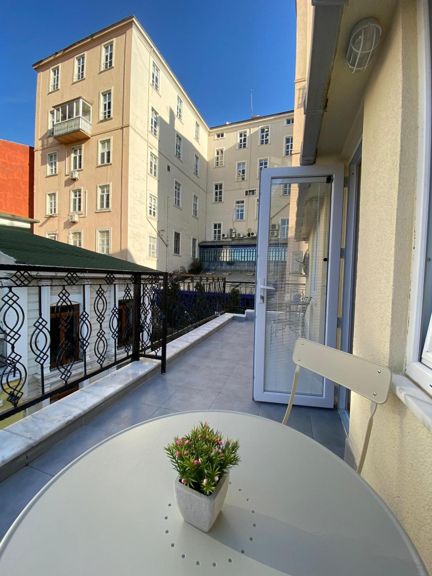 Sapphire Suites Taksim Стамбул Экстерьер фото