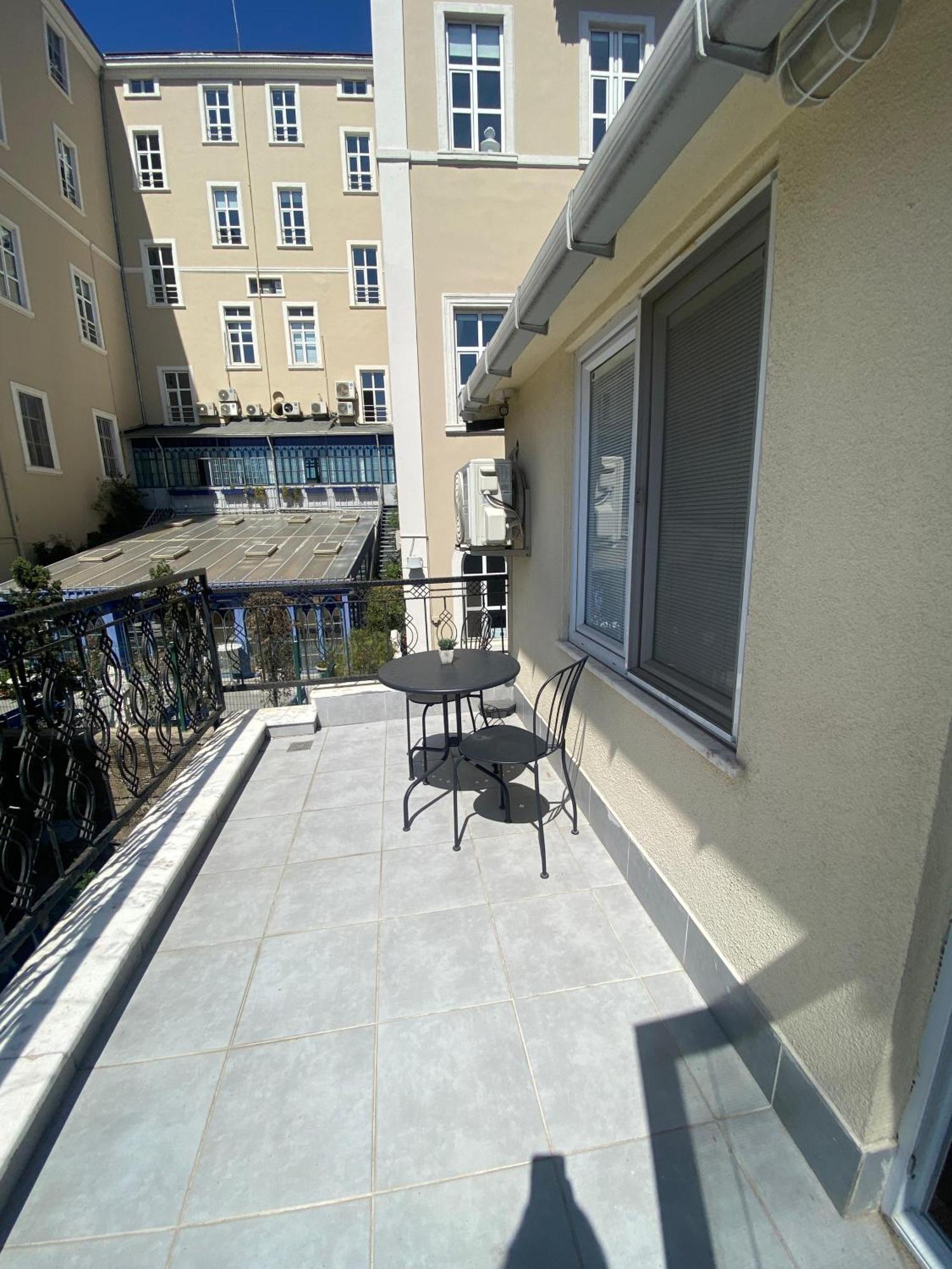 Sapphire Suites Taksim Стамбул Экстерьер фото